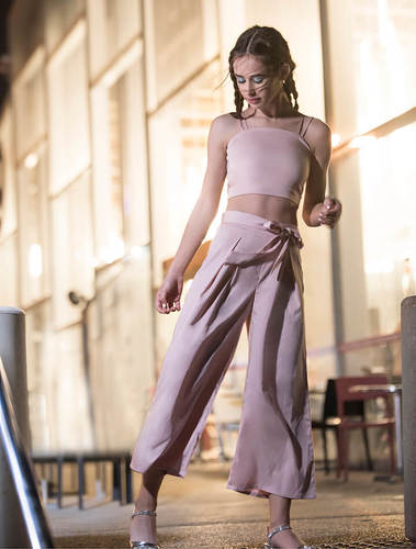 טופ קרופ סאטן