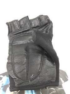 כפפות להרמת משקולות דגם 2050 ספנדקס-עורPACE L   