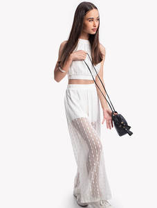 מכנסיי תחרה