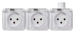 בית תקע המיועד ל- 3 תקעים מוגן מים עה"ט