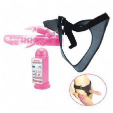 סטראפ און נקשר עם ויברטור פנינים 