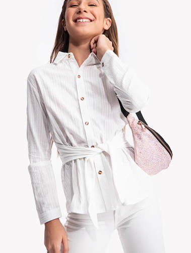 חולצה מכופתרת קשירה