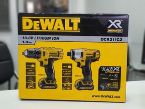 סט מברגה/מקדחה ואימפקט 10.8V DCK211C2  Dewalt