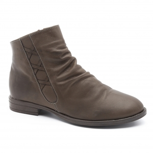 מגפון עור שטוח בצבע חאקי עם כיווצים מקדימה | 36-42 | Seventy Nine 