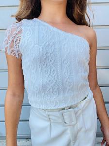 טופ א-סימטרי תחרה