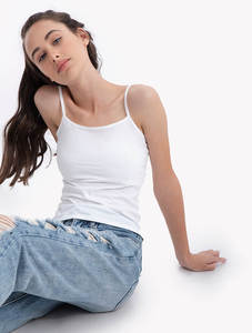 גופיית ספגטי