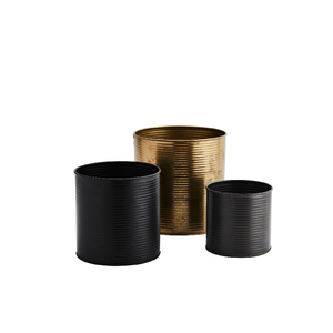 סט 3 אדניות Shape ק