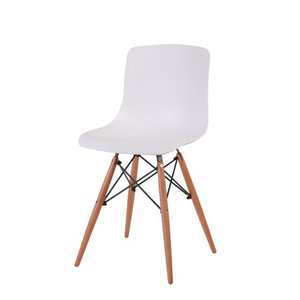 מיה אורח לבן