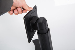 רגל מתכווננת אוניברסלית למסך מחשב MAG