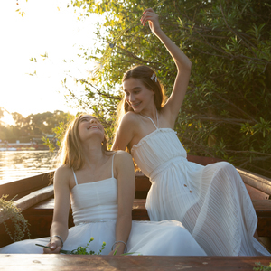 שמלות ערב מעוצבות לילדות קונים בסוויט!