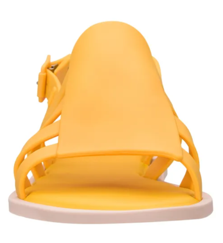 סנדלים שטוחים בצבע צהוב  MELISSA BOEMIA 