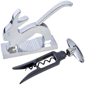 מפצח אגוזים ופותחן יין באריזת מתנה מהודרת