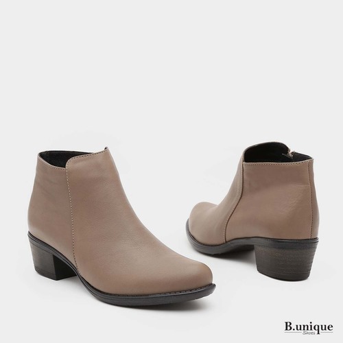 מגפונים לנשים מעור בצבע בטון B.unique