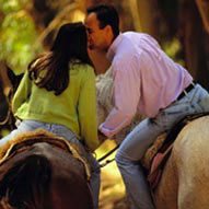 טיול סוסים רומנטי לזוג כולל פיקניק