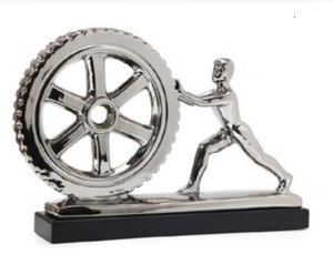 פסל עם הקדשה למשרד