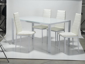 יוניק שולחן ללא כסאות פינת אוכל לבן מיליון כסאות