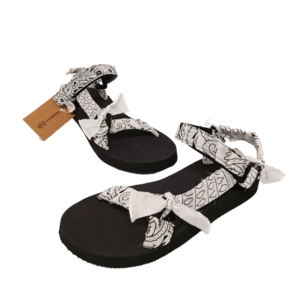 סנדלים בנדנה בצבע לבן - 36-42 SEVENTY NINE 