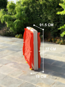 בית ילדים מתקפל מפלסטיק למרפסת או לחצר תוצרת ישראל מנגנון קיפול ייחודיי