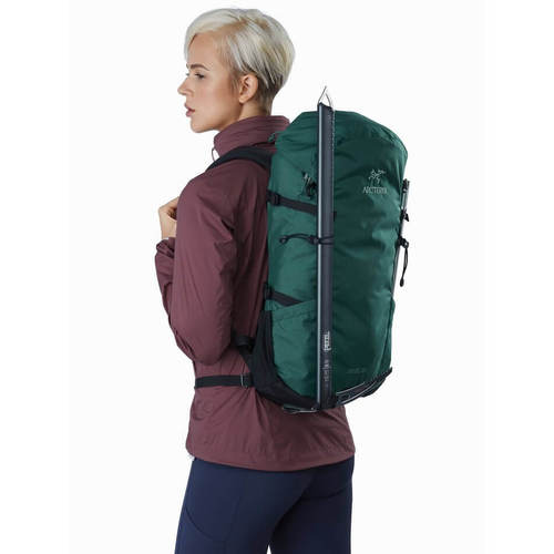 תרמיל ארקטריקס Arcteryx Brize 25