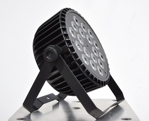 פנס תאטרון 18X10W RGBW