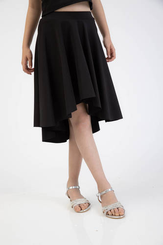 חצאית טוקסידו