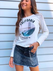 חולצת בייסיק עם דפוס