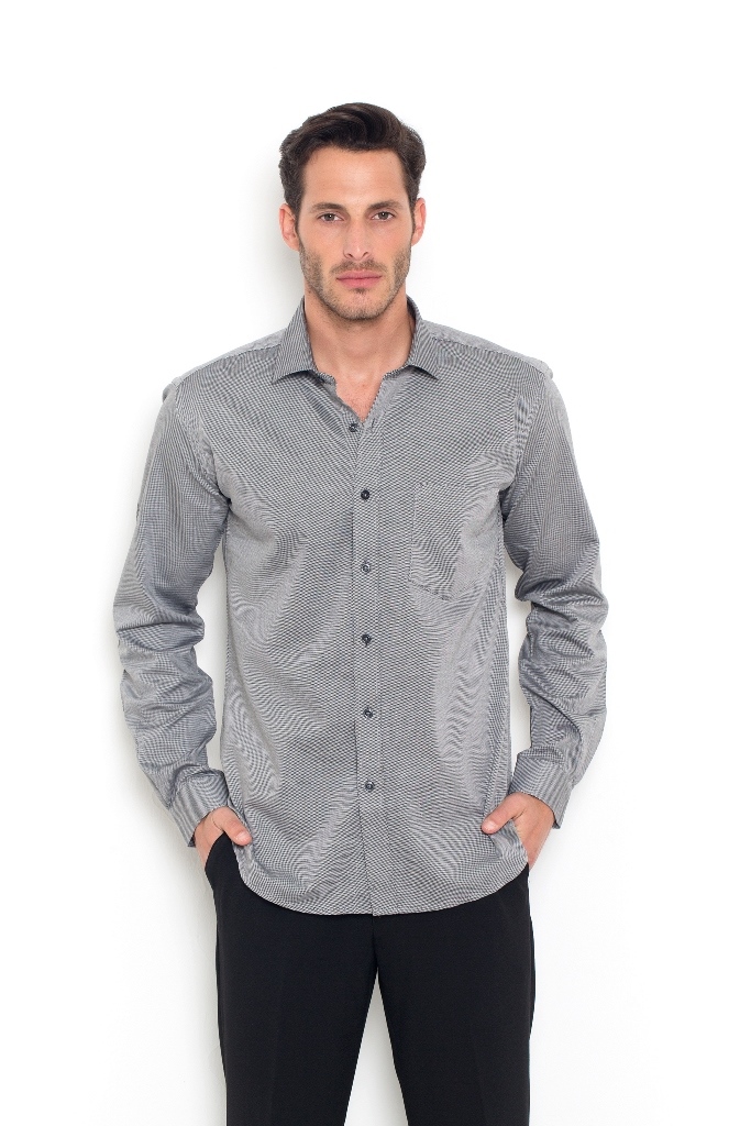 חולצת גבר ג