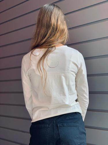 חולצת בייסיק עם דפוס