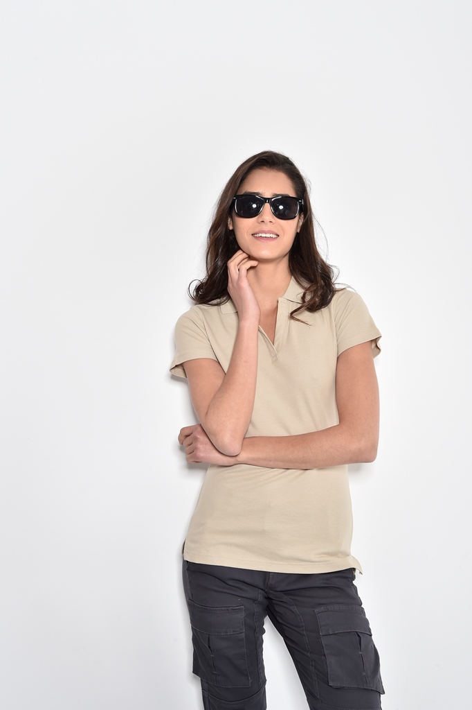 חולצת פולו נשים שרוול קצר בז
