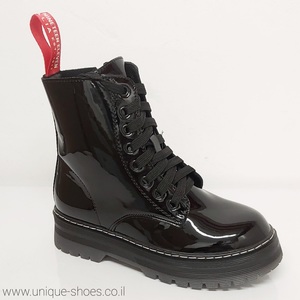 מגפיים צבאיות פילה עם שרוכים בצבע שחור לק | 28-35 | FILA