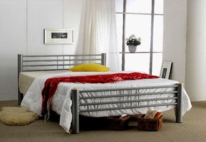 מיטת מתכת אנג'לה