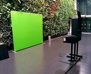 עמדת צילום אינטראקטיבית