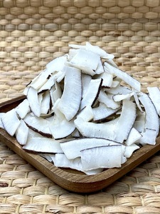 קוקוס רצועות טבעי 1 ק"ג 