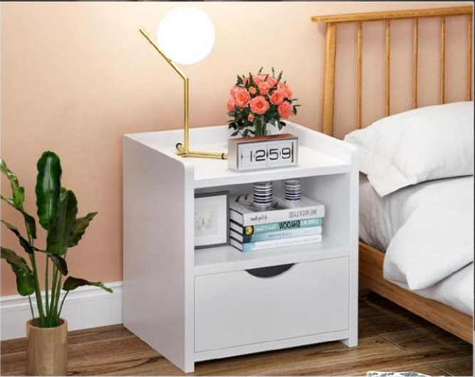 שידת לילה מעיין צבע לבן