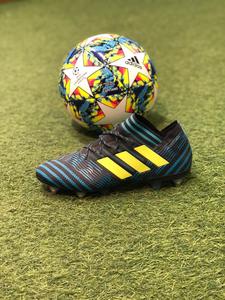 נעלי כדורגל -  ADIDAS - מידה 42