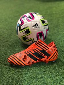 נעלי כדורגל -  ADIDAS - מידה 40.2/3