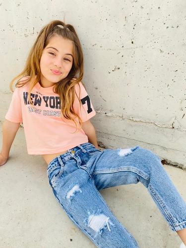 ג'ינס בויפרנד קרעים