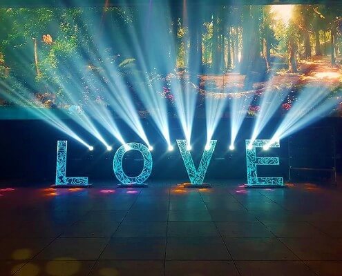 אותיות לד צבעוניות