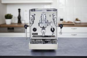 מכונת קפה מקצועית BELLEZZA Valentina Leva