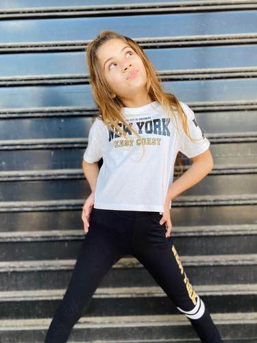 חולצת בוקס עם דפוס