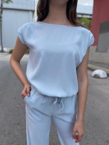 חולצת כריות כתף