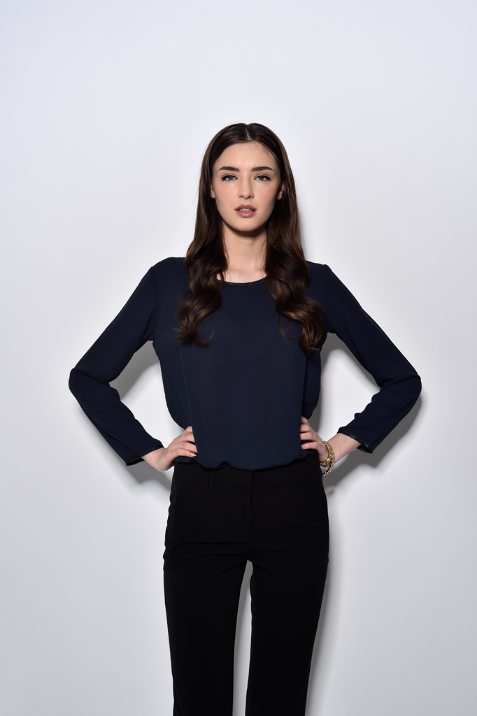 חולצת נשים שיפון כחולה