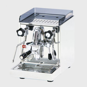 מכונת אספרסו מקצועית La Pavoni CELLINI CLASSIC + מטחנה יוריקה מניון במחיר מבצע!
