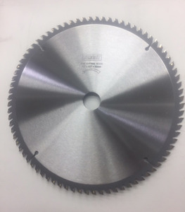 להב "12 לעץ  (300 מ