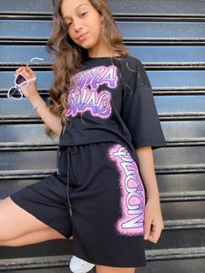 חולצת קרופ גרפיטי