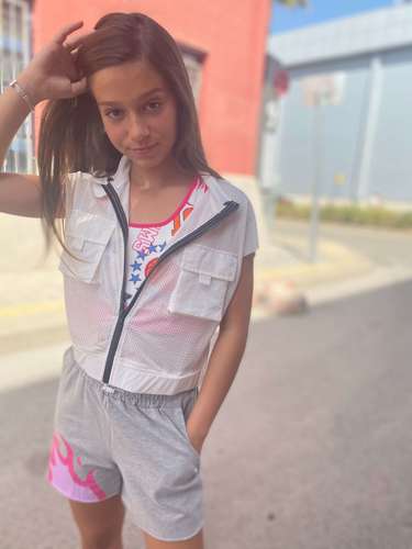 ג'קט ניילון