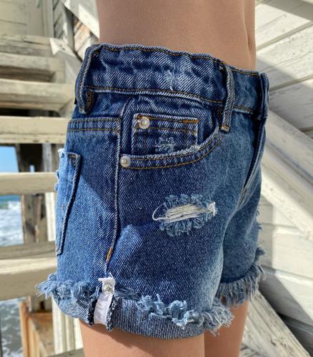 שורט ג'ינס קרעים