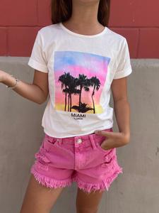 חולצה עם דפוס