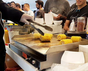 עמדת תירס חם