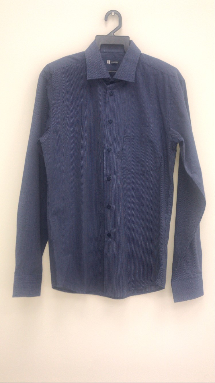 חולצת גבר פסים דקים נייבי לבן